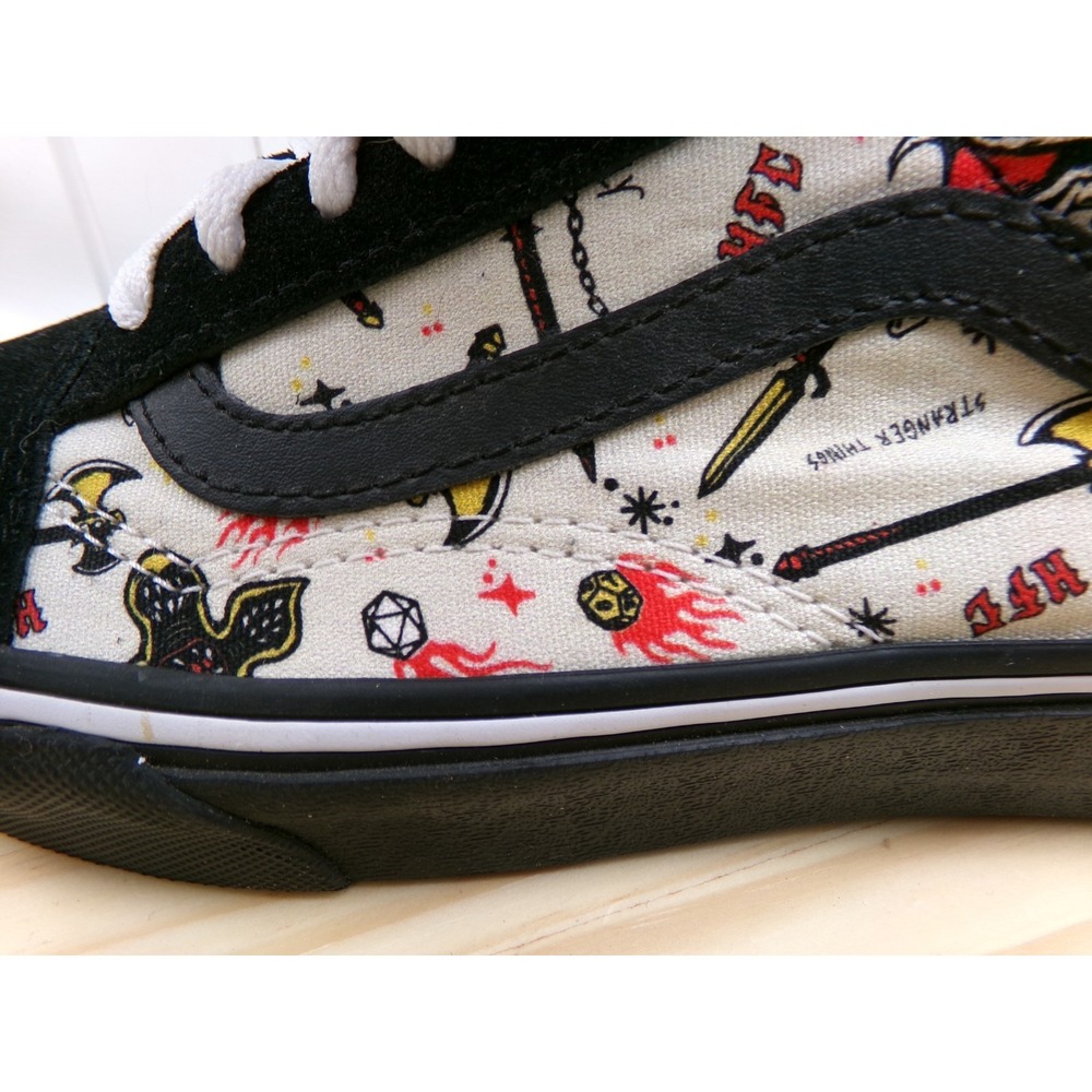 Vans x Stranger Things Old Skool Hellfire Club Sneakers Men's 6.5 Womens 8 Low - Picture 4 of 10
